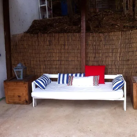 Vakantiehuis Off-grid Hut For A Romantic Getaway On Castello Do Bode In Tomar, Portugal